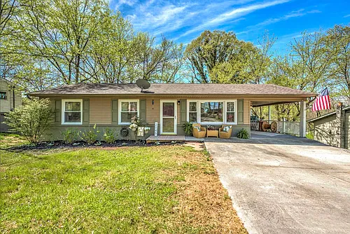 2146 Hillsboro Hts Photo 1