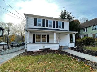 482 W Main St, Norwich, CT 06360