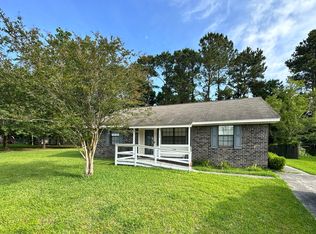 120 Underbrush Ct, Moncks Corner, SC 29461