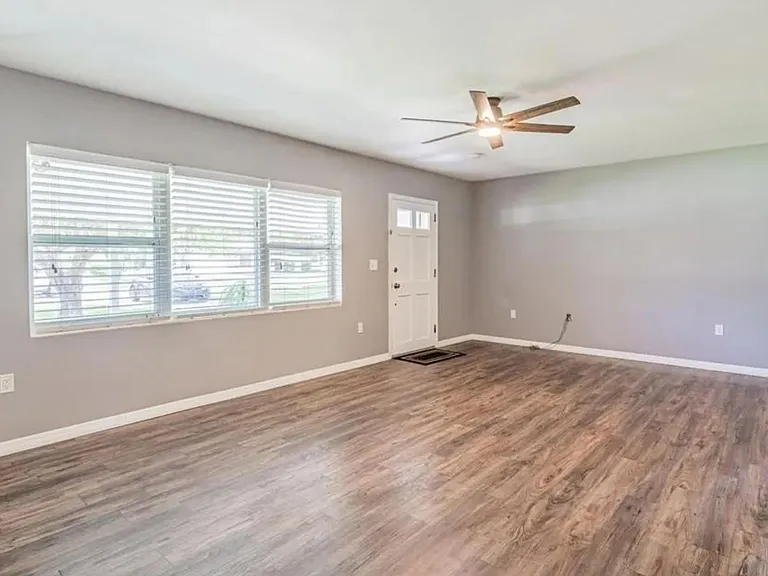 Sitting Room, Main Enterance