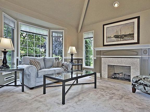 4th image of 23006 SE 40th Pl