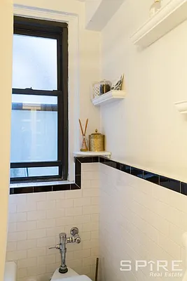 Rented by Spire Group | media 35