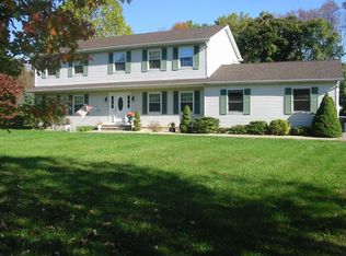 13 Deerfield Rd, Oxford, NJ 07863