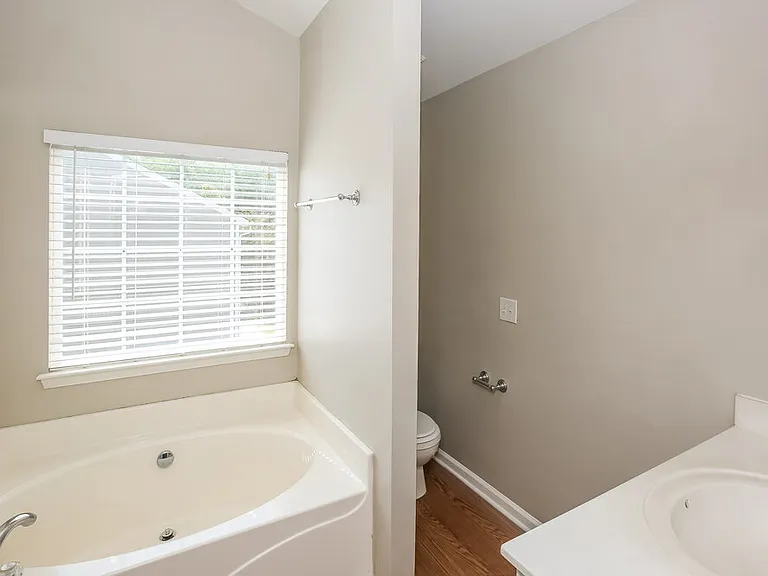 6010 Firethorne Ln — Photo 12