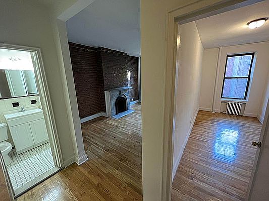 5th image of 336 E 55th St APT 2B