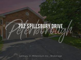 702 Spillsbury Dr #1, Peterborough, ON K9K 2K2