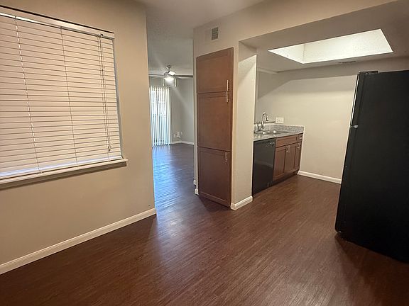 Dining space facing the kitchen