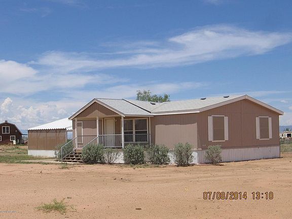 3rd image of 1672 N Paint Pony Ln
