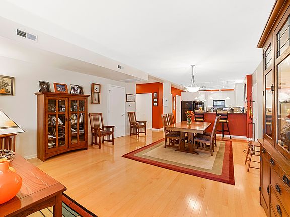 4th image of 1415 Sherman Ave APT 303