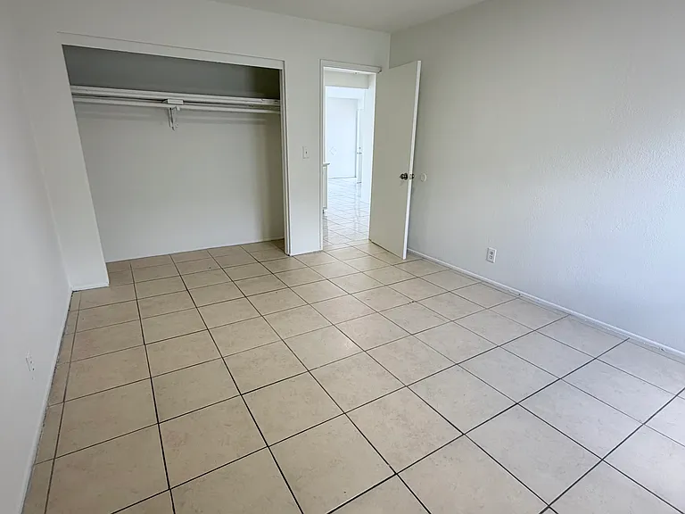 678 Del Rosa Pl #D — Photo 6