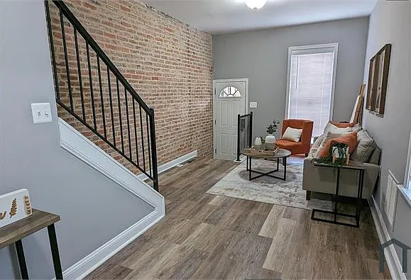 2 bed, 1265 sqft, $1,450 — Photo 2