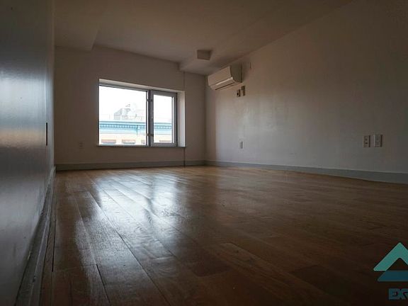 5th image of 392 Saint Marks Ave #501