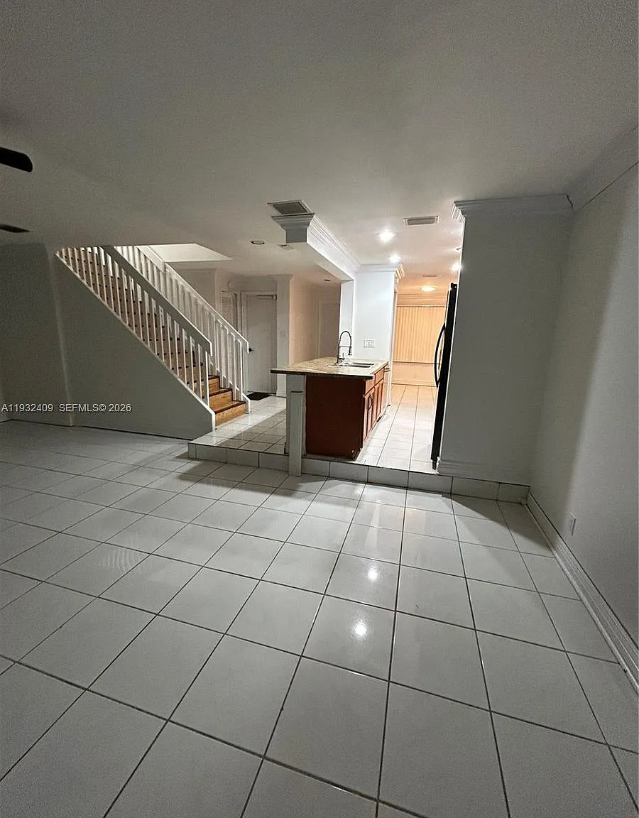 3 bed, 2.5 bath, 1770 sqft, $2,800 — Photo 4