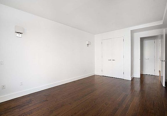 4th image of 178 E 117th St APT 1A