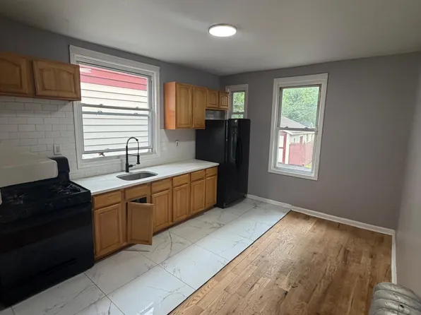 304 Glenwood Ave Floor 1, East Orange, NJ 07017