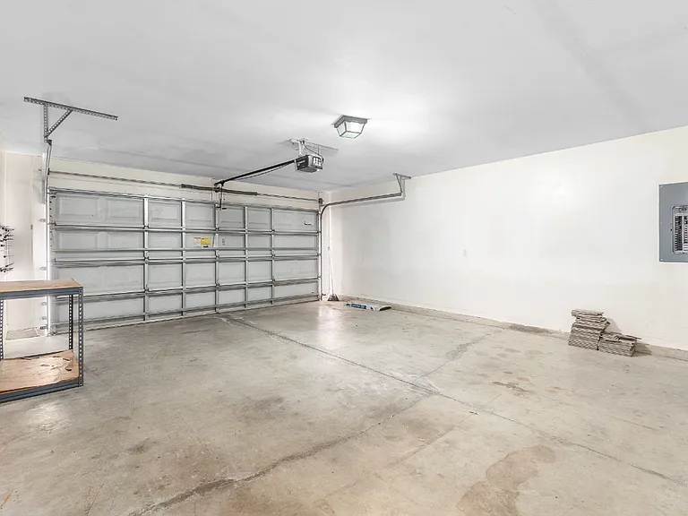 131 Cherry Grove Dr — Photo 18