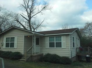 805 Ray Rd, Clarksville, AR 72830