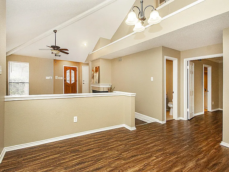 3905 Denham Way — Photo 10