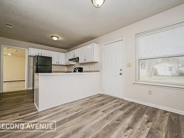 461 Camp Hill Ln — Photo 10