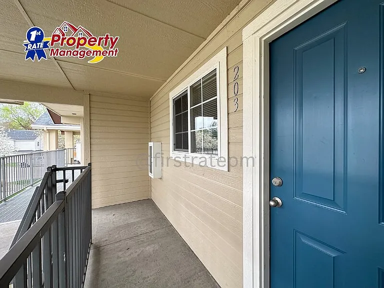5936 W Ellens Ferry Dr #102 — Photo 4