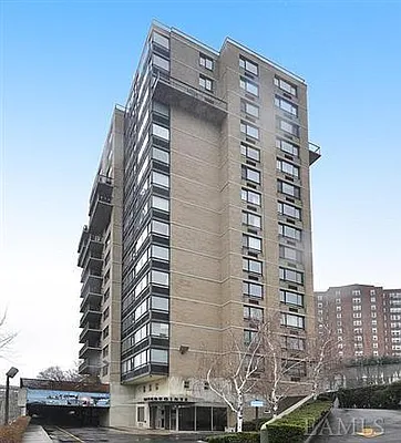 Sold by Chintan Trivedi | media 9