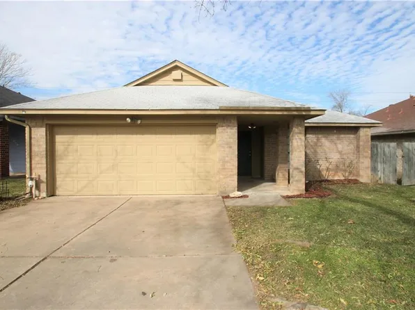 608 Clearwater Trl, Round Rock, TX 78664