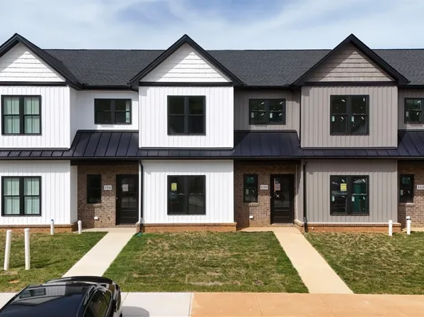 106 Luke Ct, Rustburg, VA 24588
