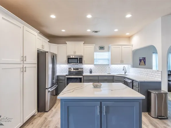 2110 Old Ironsides Rd, Abilene, TX 79601