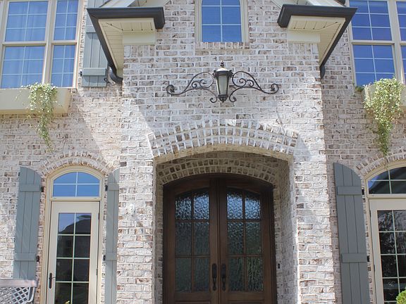 3rd image of 820 Brookberry Farm Cir