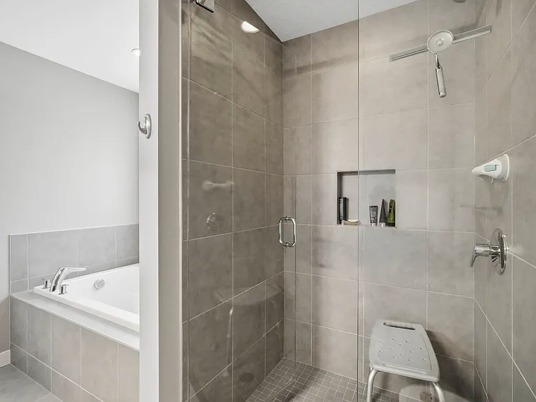 457 Midtown Pkwy SW — Photo 18