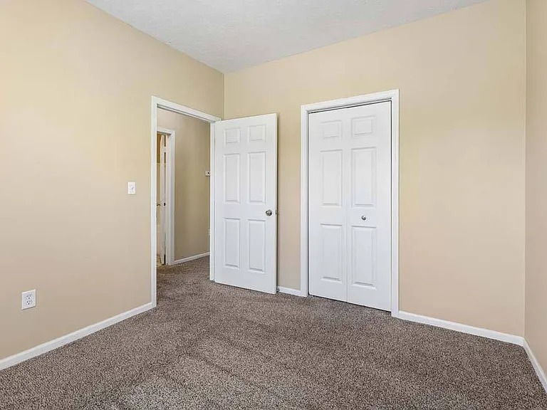 Ridge Pointe Villas — Photo 129