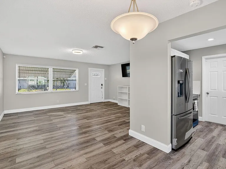 8845 NW 14th St — Photo 13