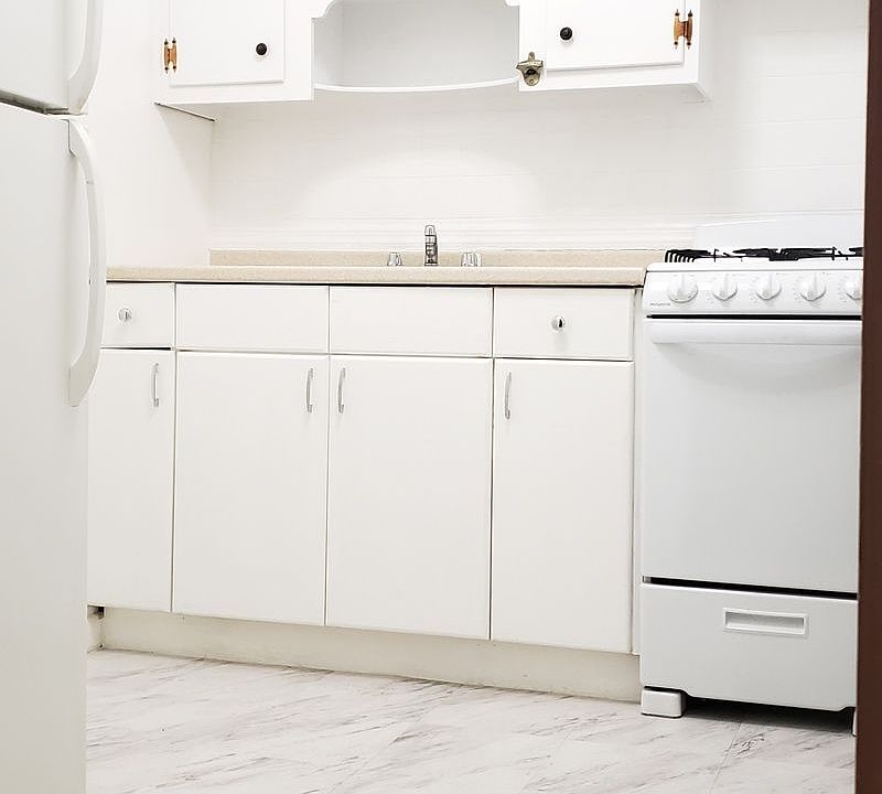 1st image of 16224 Crocheron Ave APT 2B