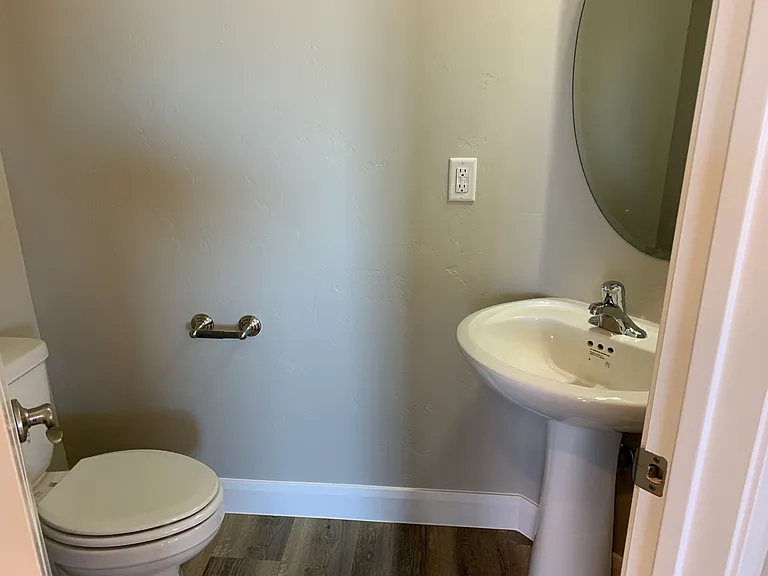508 N 480 W — Photo 6