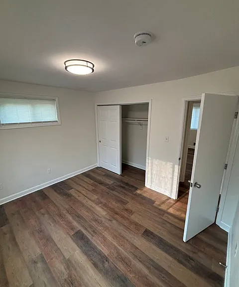 4404 Banks Pl NE — Photo 3