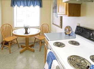 Crimson Heights Apartments, Albion, NY 14411