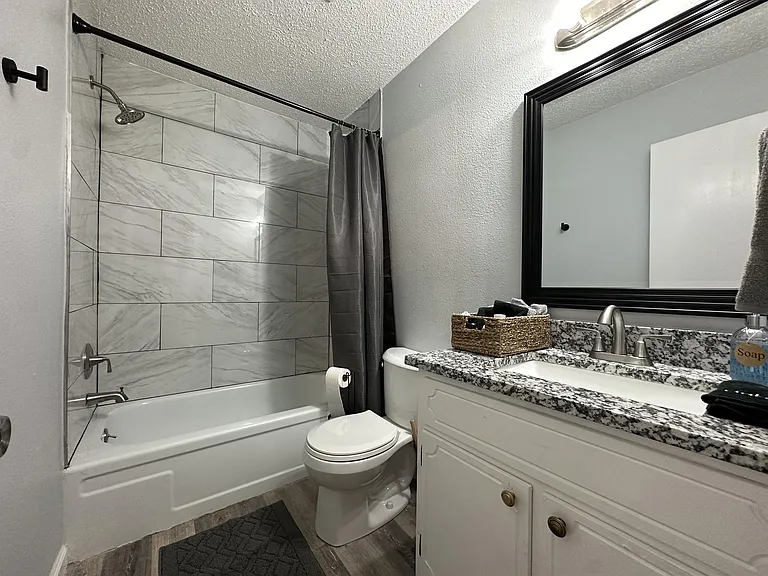 3800 Pine St #4 — Photo 11