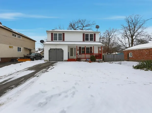 44 Border St, Springfield, MA 01104