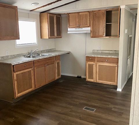 2nd image of 916 N Martin Luther King Jr Blvd #5