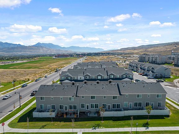 5th image of 4192 W Shade Crest Ln #325