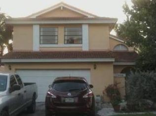 17436 NW 63rd Ct, Hialeah, FL 33015