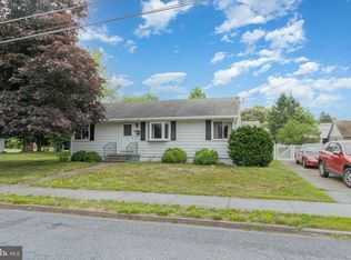 313 W Green St, Mechanicsburg, PA 17055