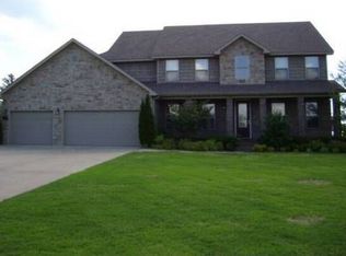 2311 S Summerbrook Pl, Fayetteville, AR 72701