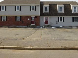 7 Saint Margarets St #9, Buzzards Bay, MA 02532