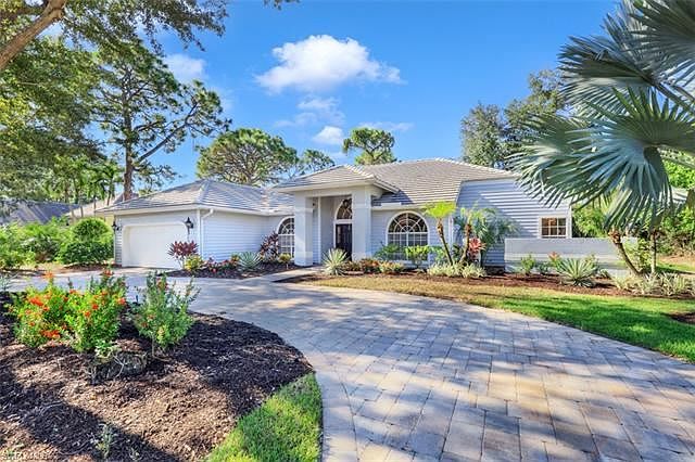 1st image of 3781 Lakemont Dr