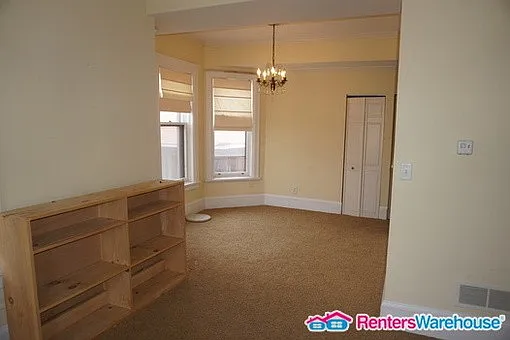 596 Summit Ave #2 — Photo 8
