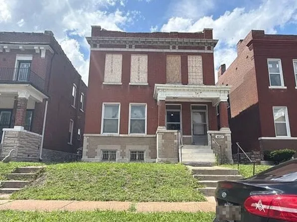 4515 Red Bud Ave, Saint Louis, MO 63115