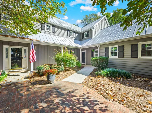 3812 Selwyn Farms Ln Unit 2, Charlotte, NC 28209