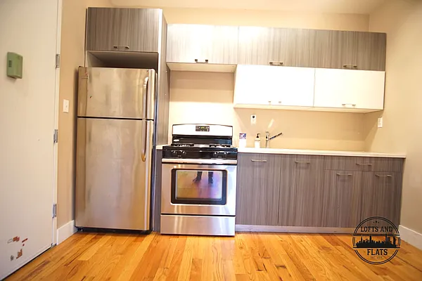 Rented by Lofts and Flats LLC | media 30