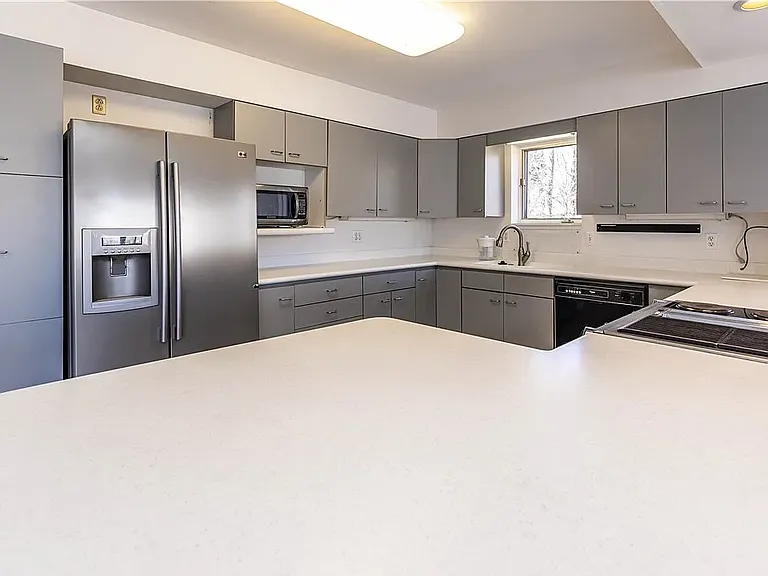 7520 Spectrum Way — Photo 22